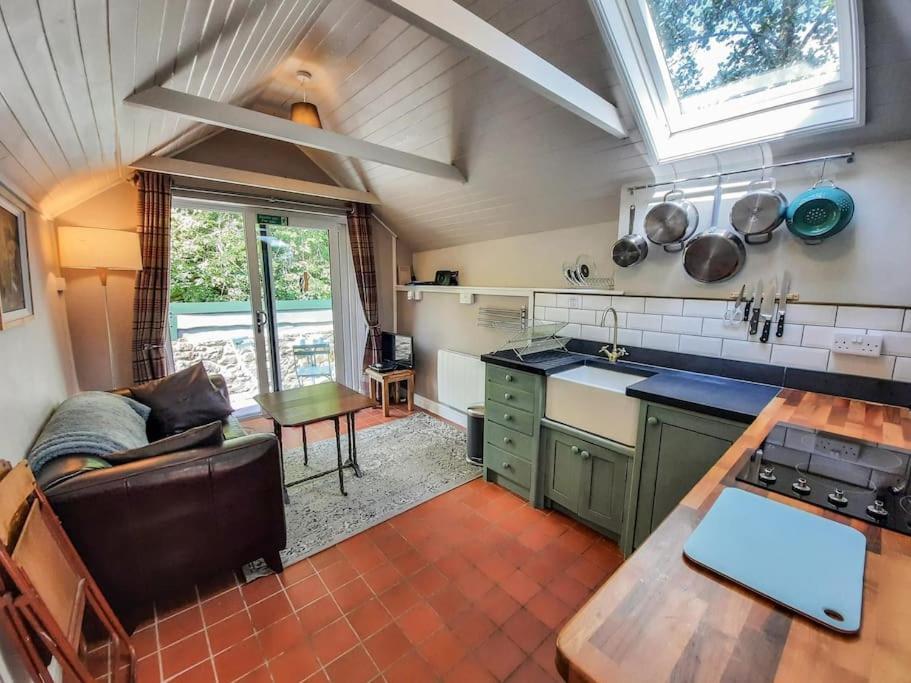 Y Gribyn - Modern Stone Cottage Within Snowdonia'S National Park ดอลเกซเซย์ ภายนอก รูปภาพ
